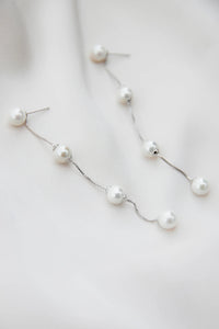 Amélie George IMOGEN - LONG PEARL CHAIN WEDDING EARRINGS - SILVER