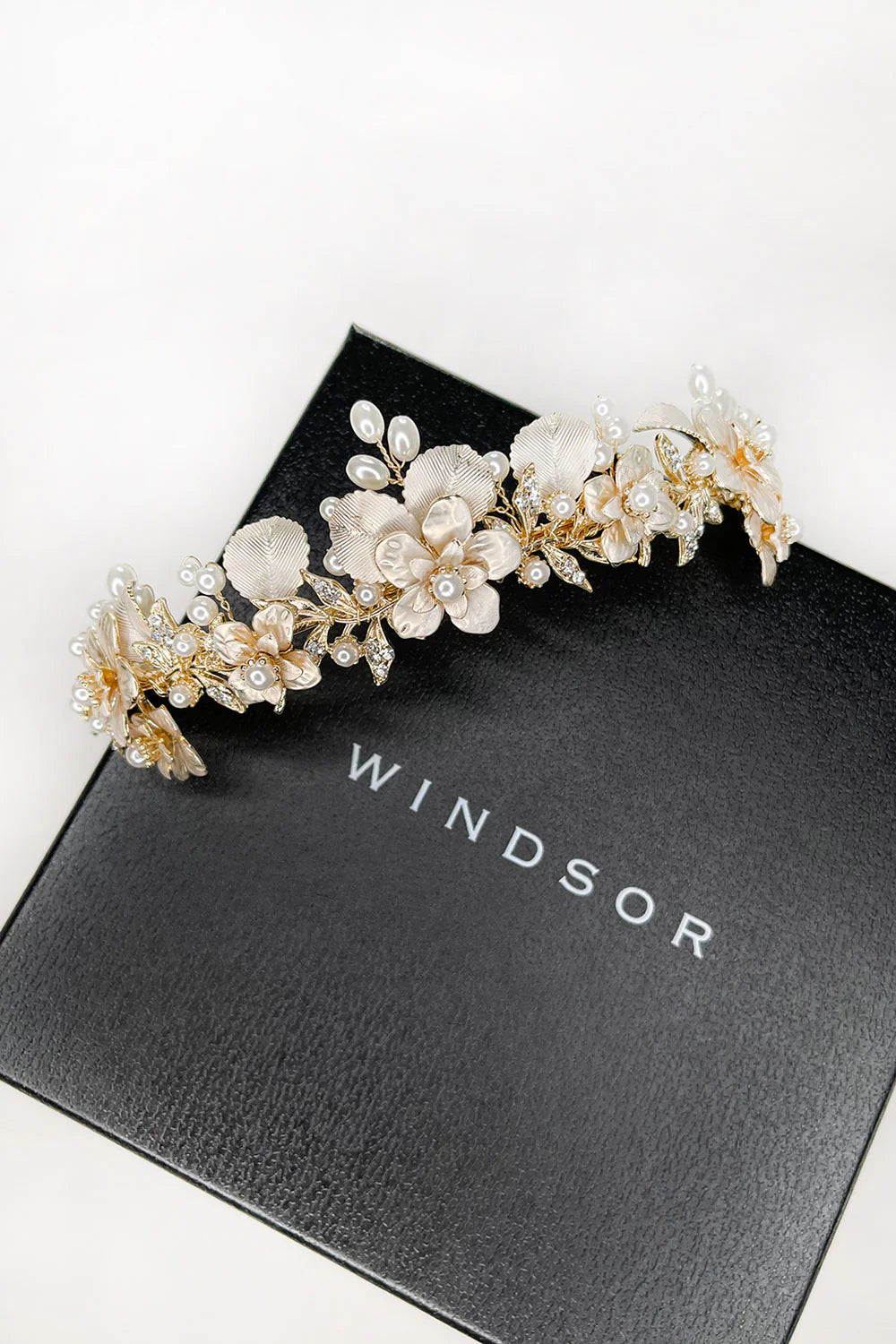 Windsor Bridal Louise Crown, Gold Pearl